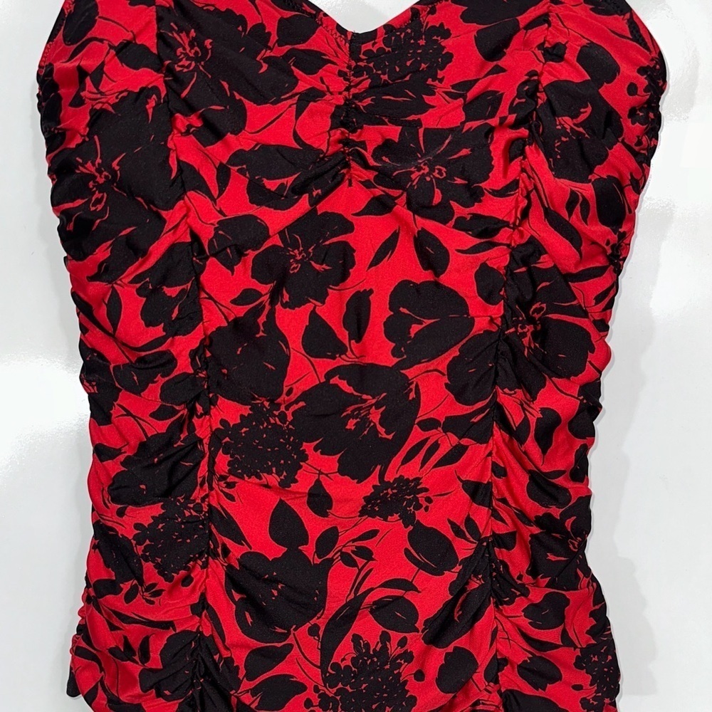 Jantzen Red And Black Ruched Floral Tankini Top - Picture 3 of 7